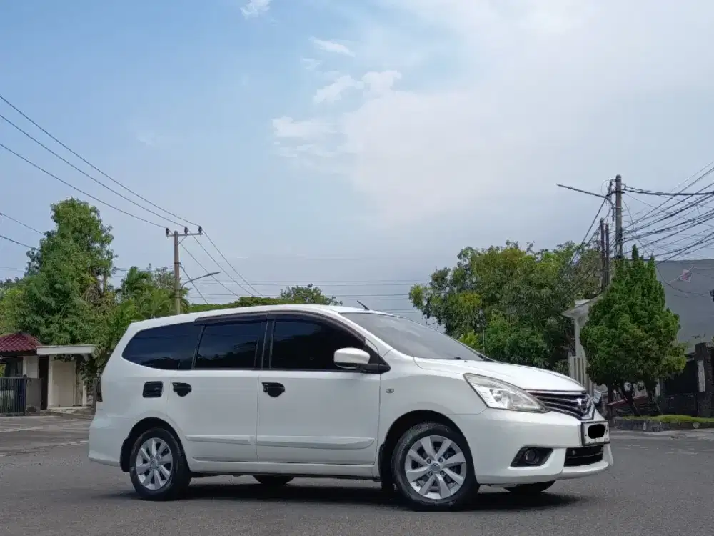 [TDP:20jt] Nissan Grand Livina XV 2013 Automatic Facelift Surabaya