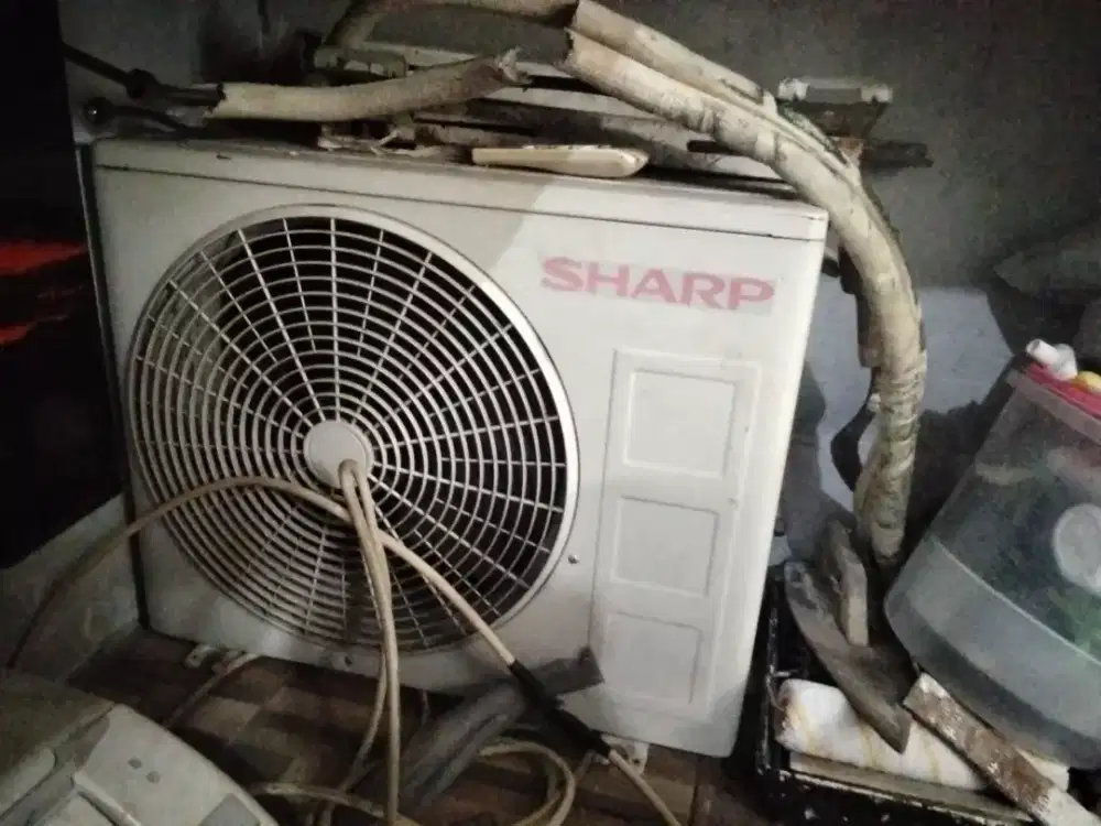 Dijual AC 1/2 pk bekas no minus