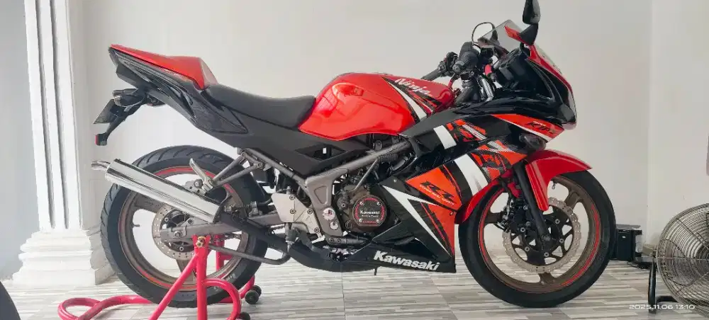 Kawasaki Ninja 150 RR New SE Special Edition Orisinil Lengkap
