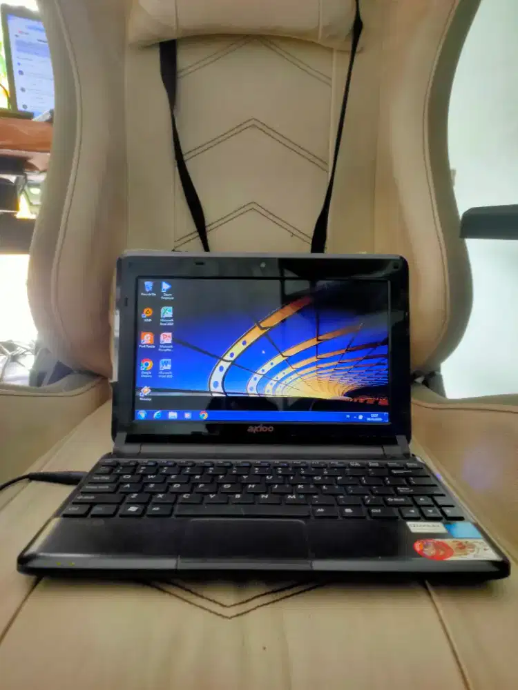 Laptop Axioo normal tinggal pakai