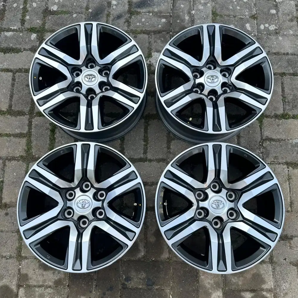 VELG RING 17 ORIGINAL TOYOTA OEM FORTUNER GR HILUX FORTUNER TRD R17