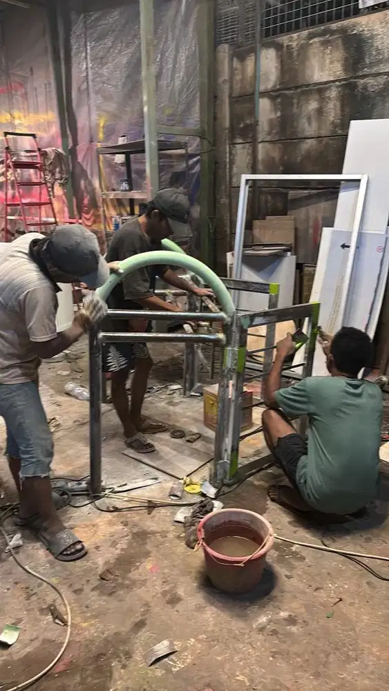 Lowongan Tukang FINISHING DEMPUL GERINDA