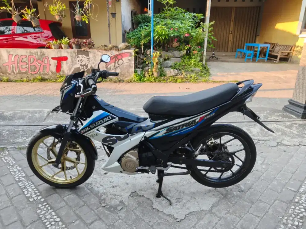 Satria thn 2015 plat ab sleman