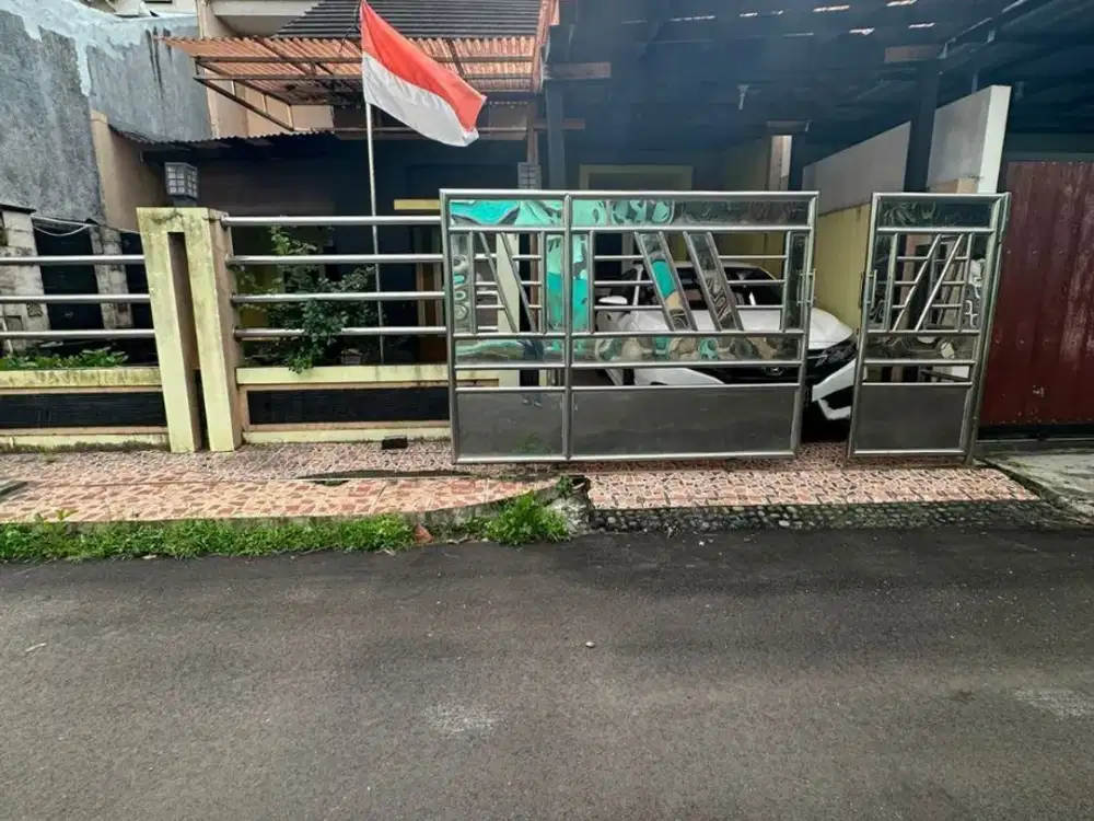 Jual Cepat! Rumah 2 Lantai Mewah di Highland Park Cluster Dallas, Serang - Lokasi Emas, Harga Nego!