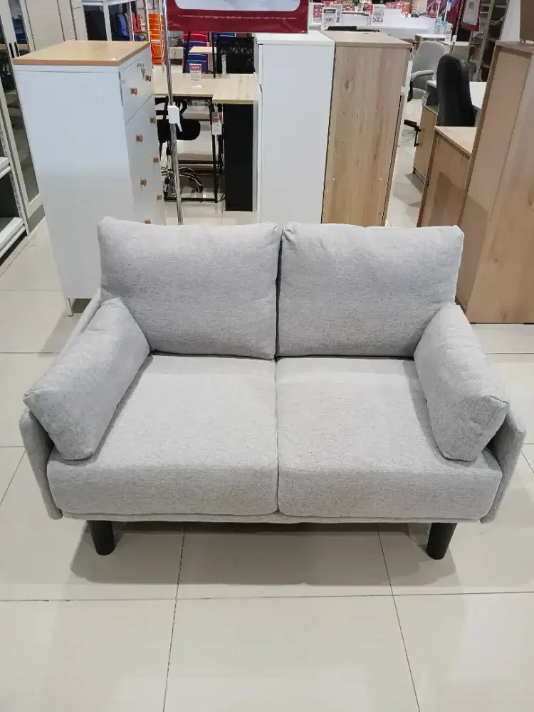 Dijual cepat sofa 2 s abu abu