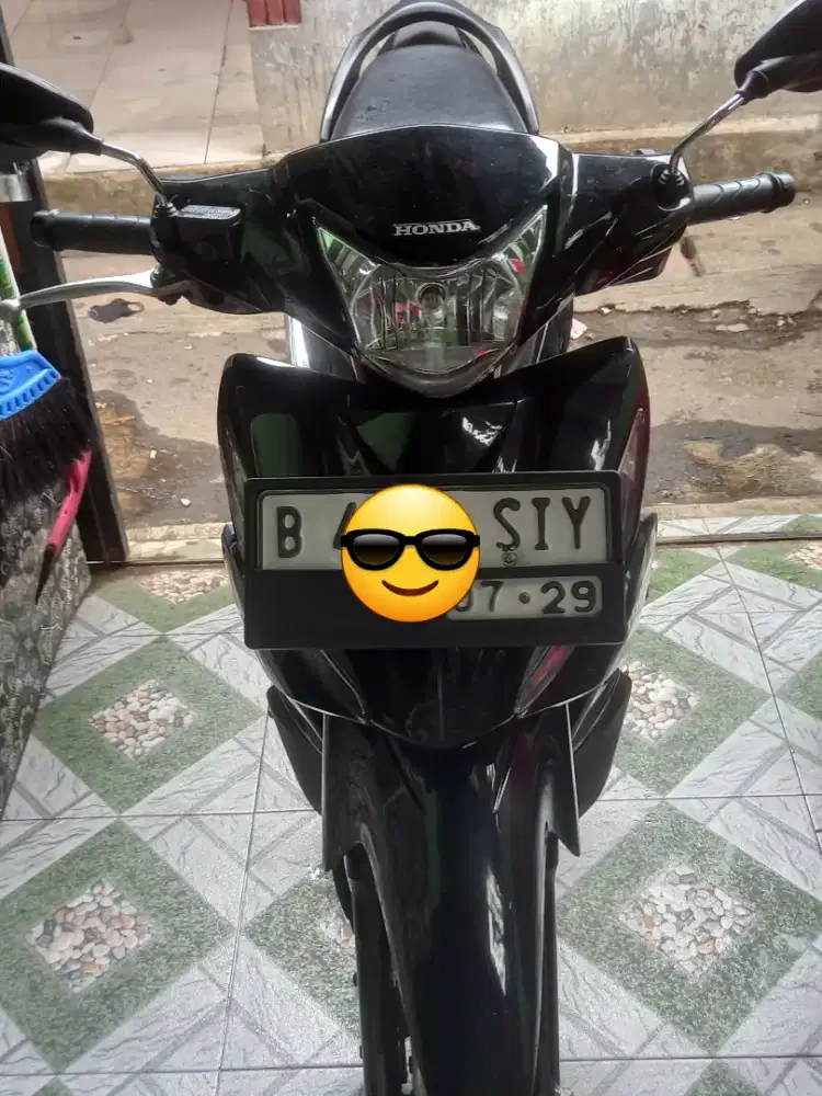 Dijual HONDA REVO FIT PGM-FI 2018