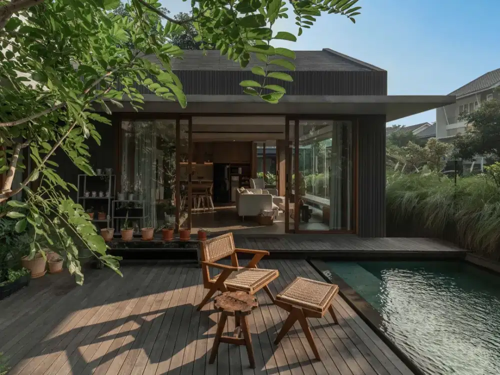 Jual Rumah Mewah Modern Tropis Alam Sutera Ada Pool