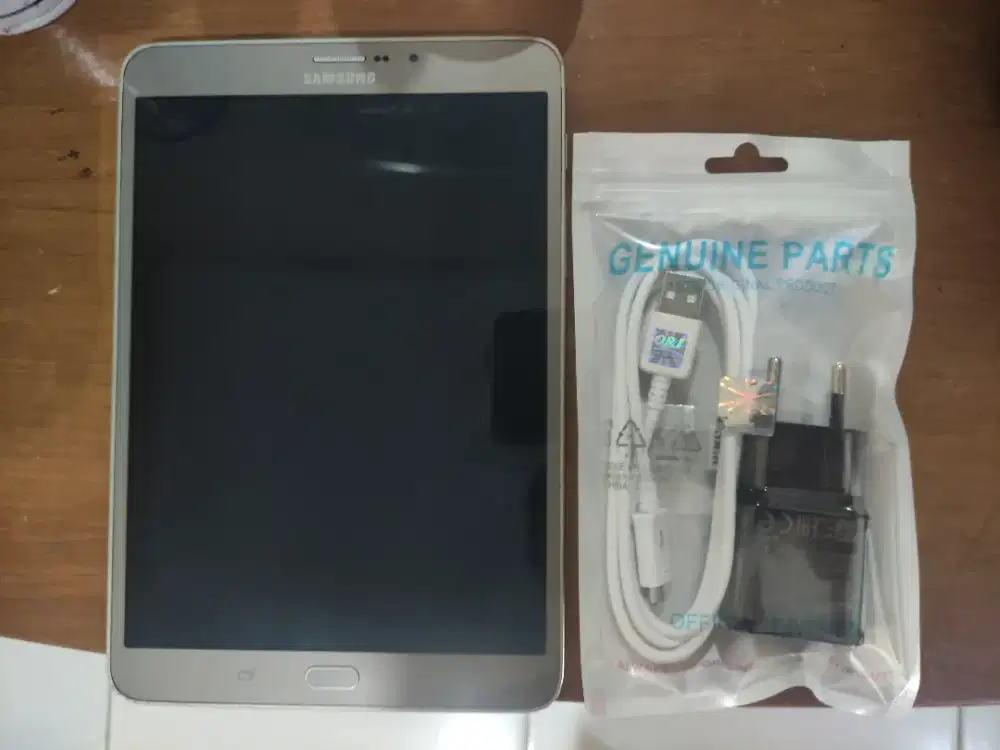 Samsung Tablet T719Y