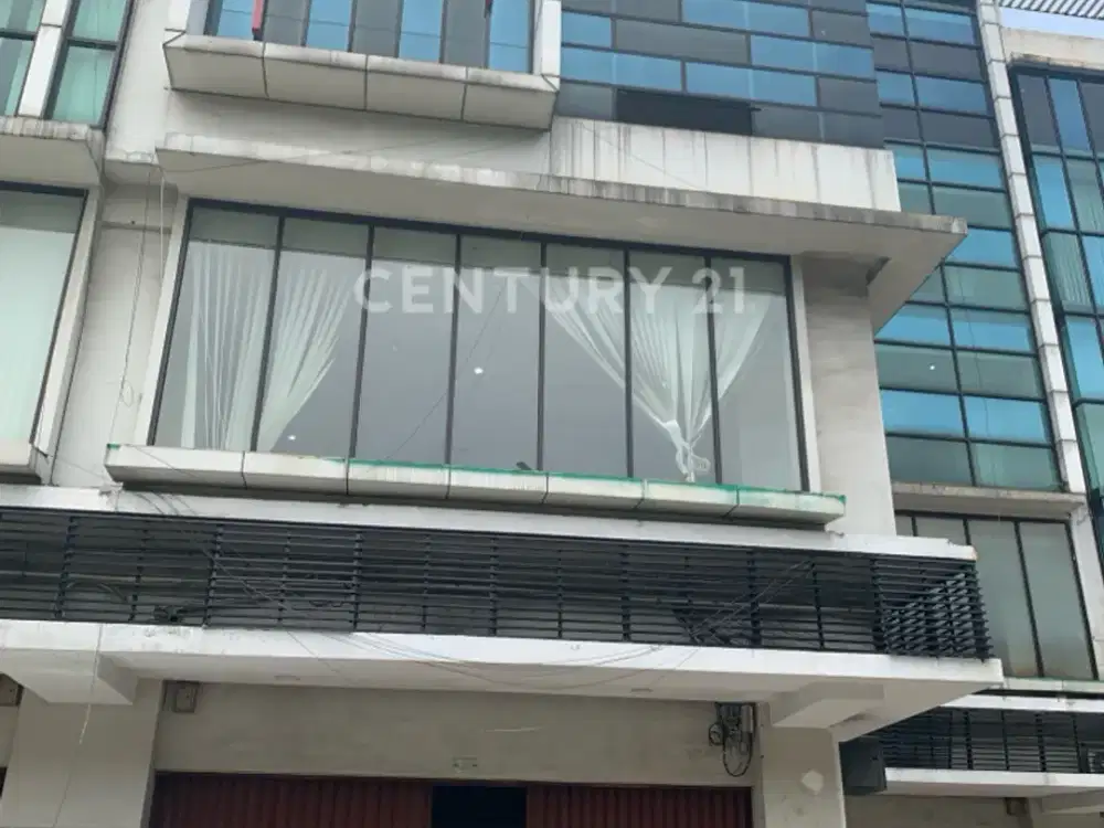 Ruko Tang City Bisnis Park II  Letak Strategis  Mudah Dilihatnya