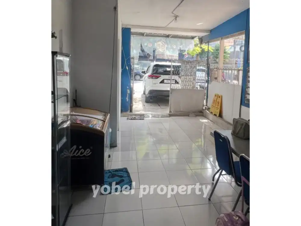 RUMAH PUSAT KOTA UNTUK KOMERSIAL JALAN CEMPAKA SURABAYA