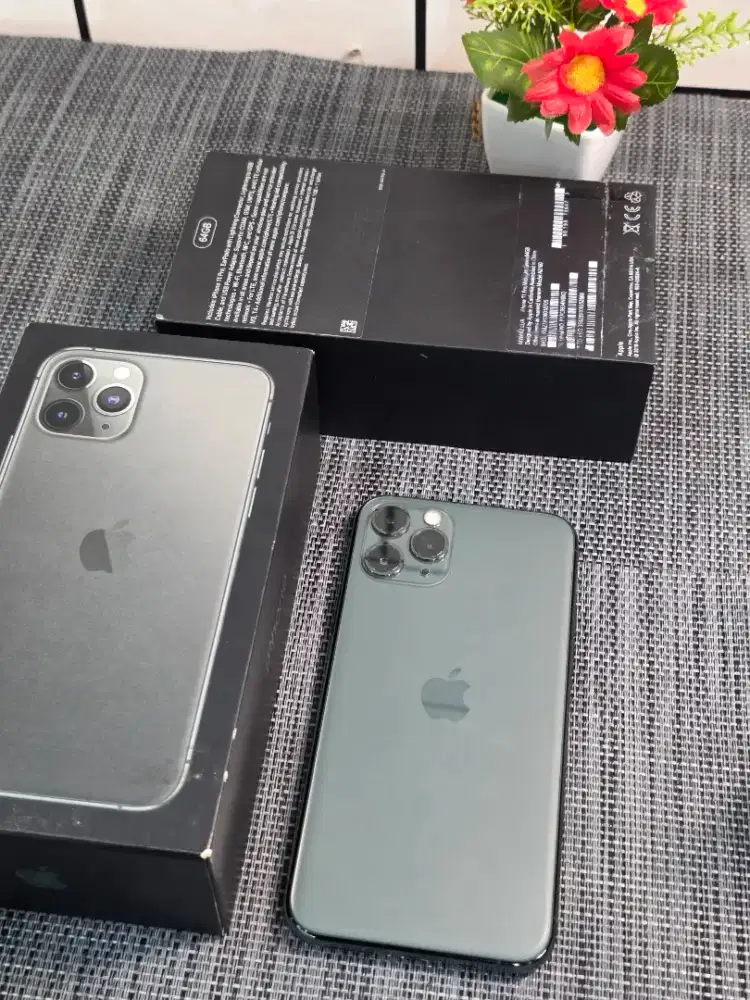 iPhone 11 Pro 64GB Hp dus dan Kabel only