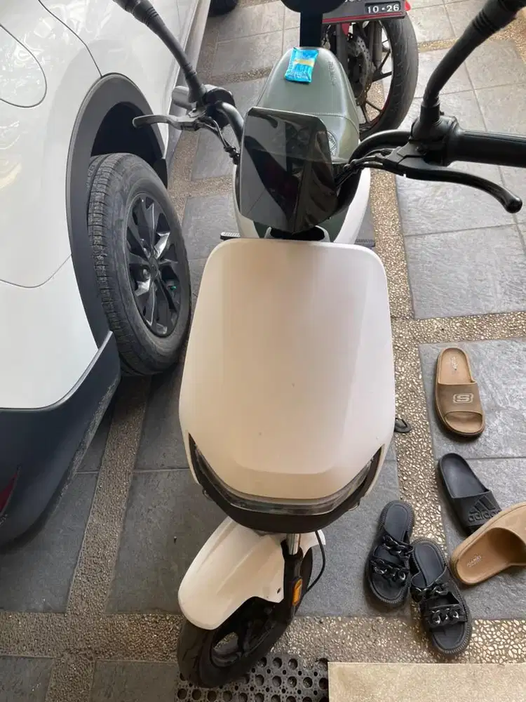 Jual cepat sepeda listrik kondisi mulus.