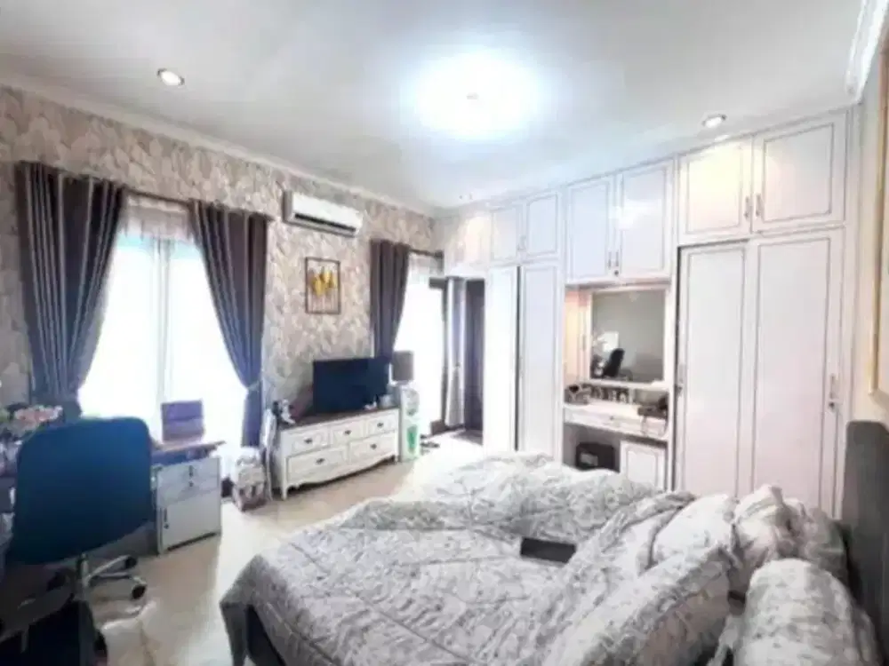 A244 Jual Rumah Mewah di Pejaten Barat dalam Private Cluster