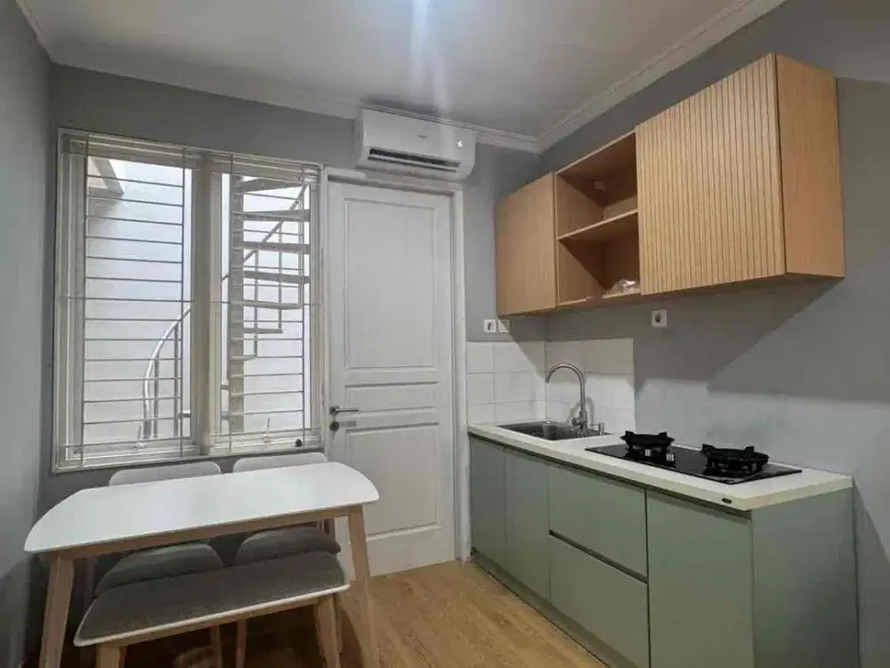 Dijual Rumah Full Furnished Gading Serpong Cluster Karelia Village Aniva