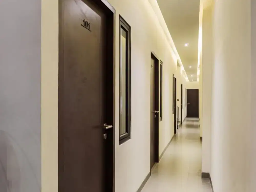 Dijual Kost Mewah 3 Lantai di Mangga Besar LB.351m2 Ada 20 Kamar