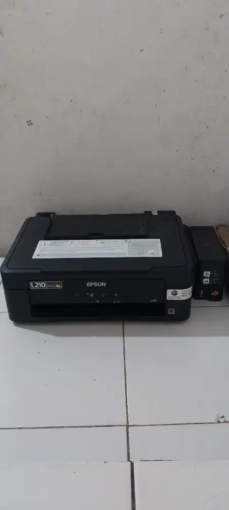 Dijual cepat mesin printer type L210 EPSON