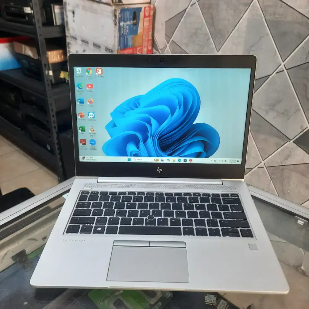 HP 735 G5, Ryzen 5 Pro 2500U, RAM 16GB, SSD 256GB, 13,3 inch FHD