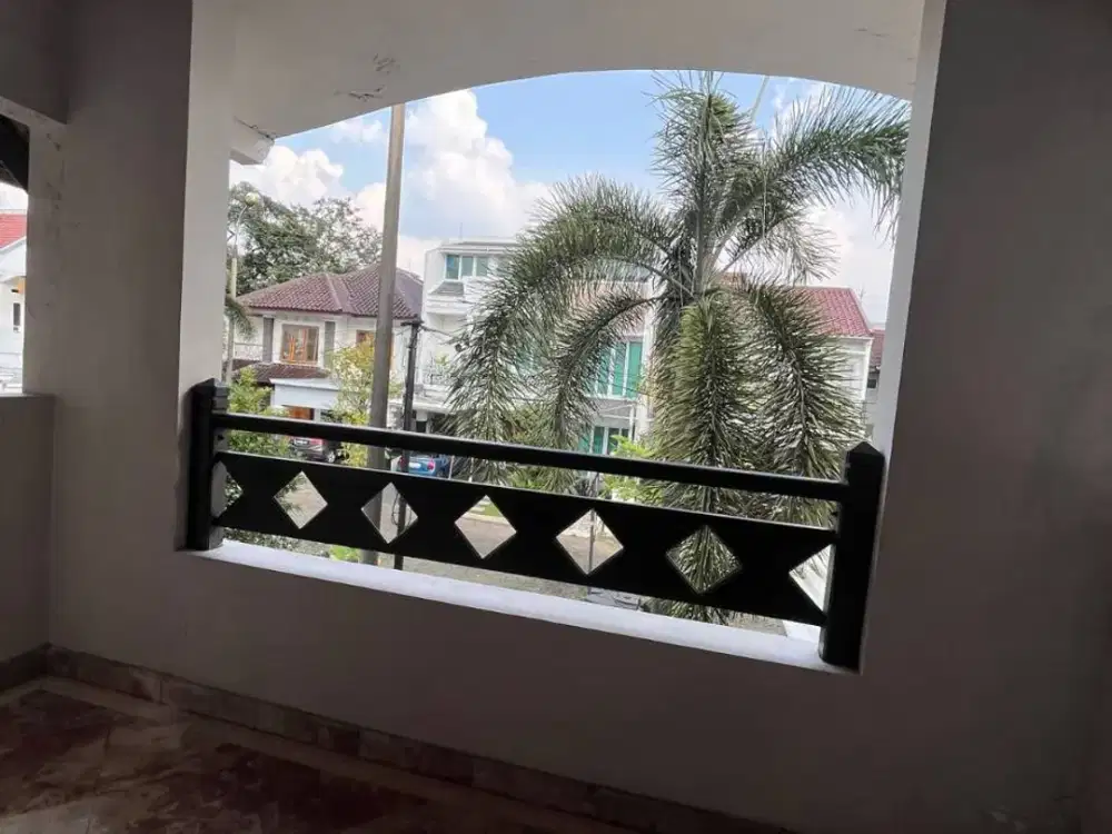 Rumah Asri di Komplek Taman Sari Persada Golf Jatibening Pondok Gede Bekasi Barat.