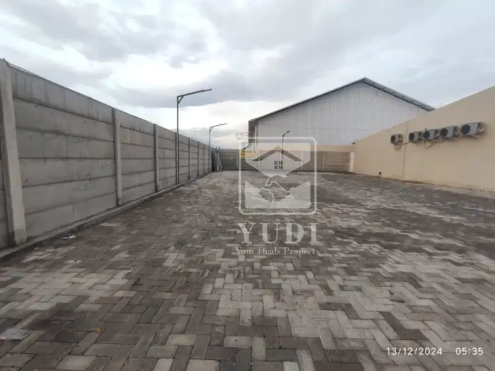 Gudang baru dekat kota Cirebon cocok buat distributor