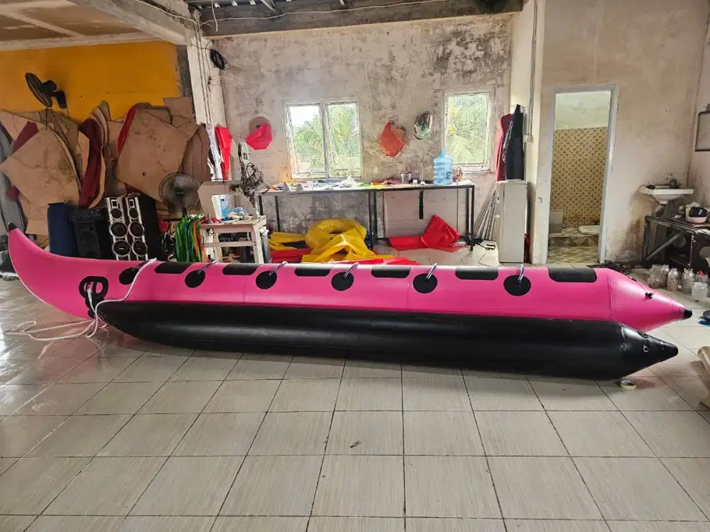 banana boat kapasitas 6 orang