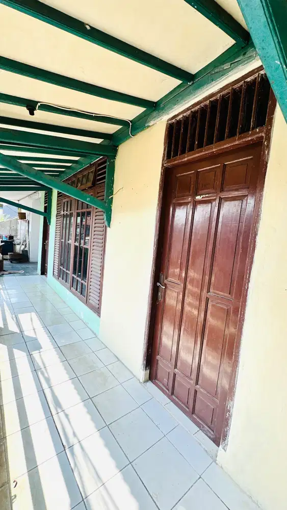 Dikontrakan / Disewakan Murah Rumah Strategis Condet
