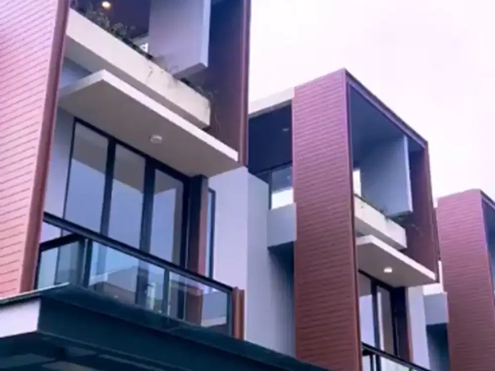 SOUTH TRESOR Premium Location! Metland Cyber Puri