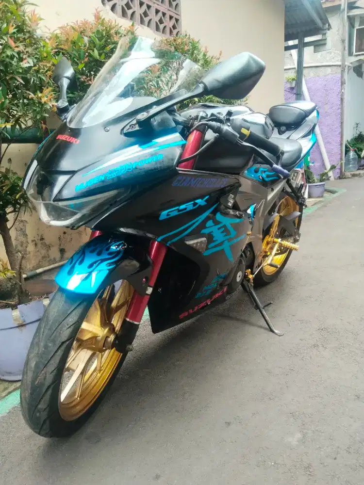Suzuki GSX R TAHUN 2017