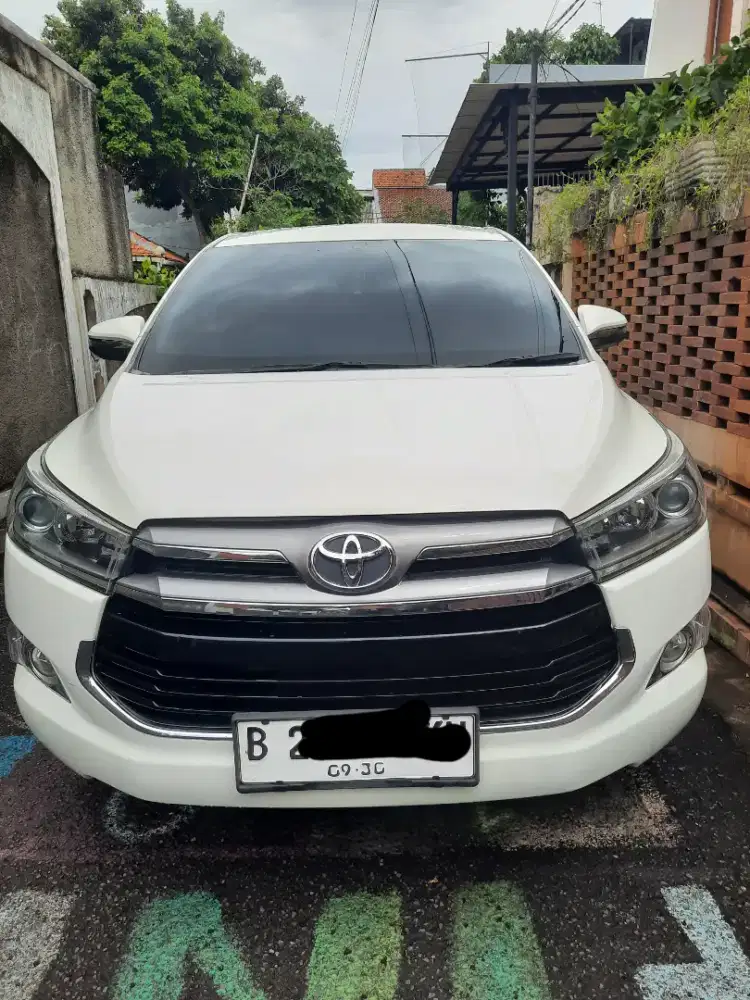 Innova Reborn V 2.0 A/T Bensin