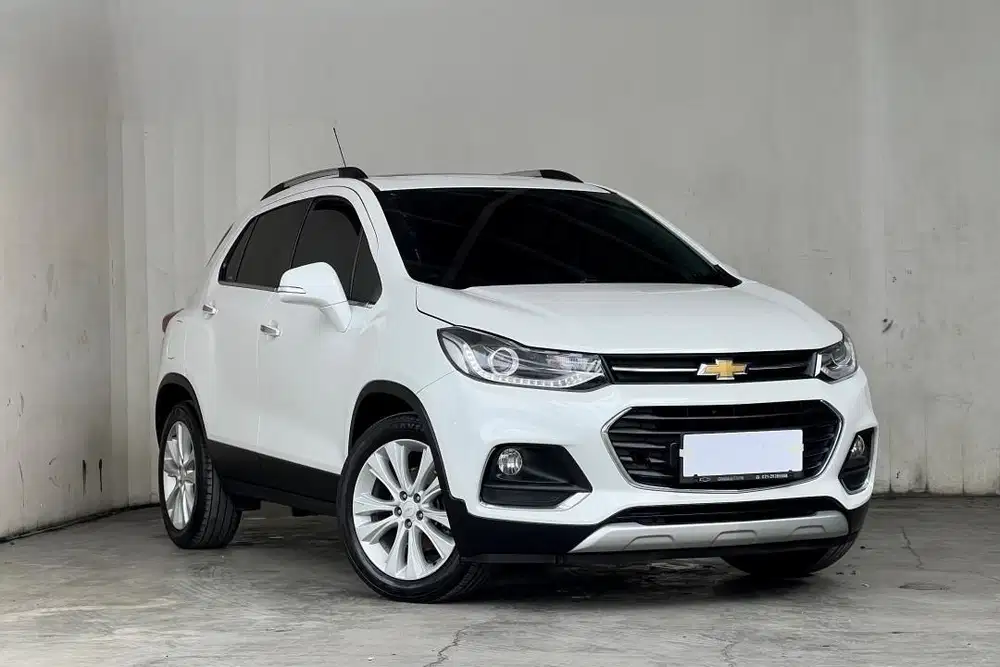 Chevrolet Trax 1.4 Premier Matic AT 2018 Putih sunroof DP minim