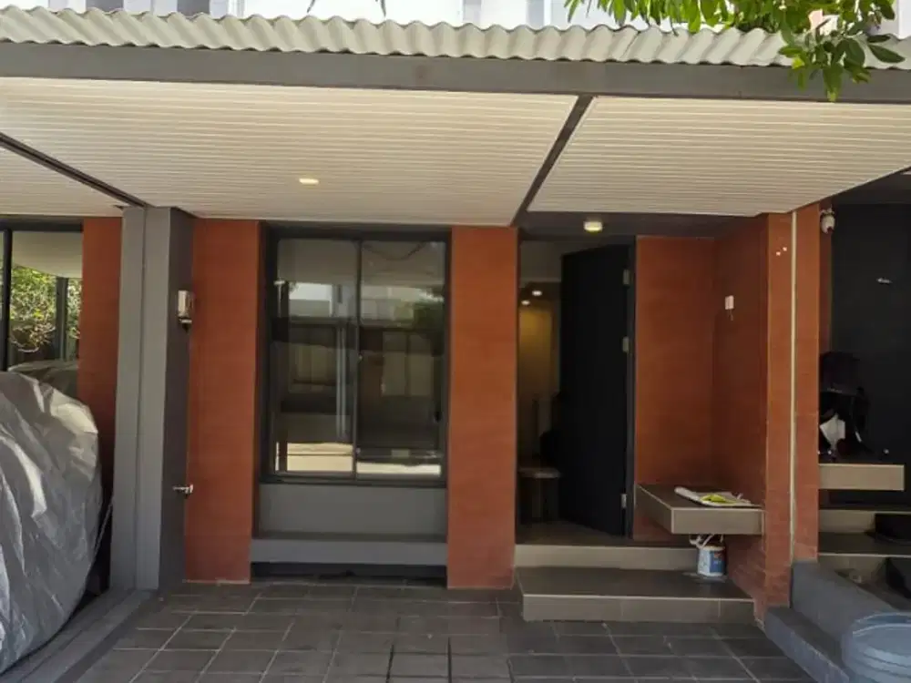 Rumah 2 Lantai di Jual, Freja House & Suite