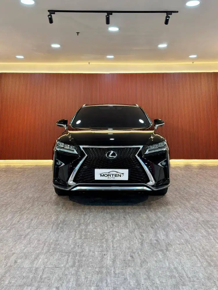 [LOW ODO] Lexus RX-300 F Sport 2019, AT, Hitam Interior Merah