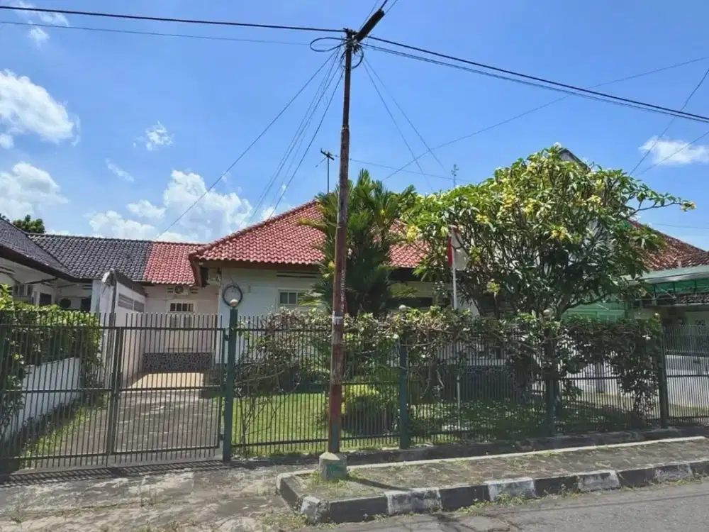 RUMAH MEWAH SATU LANTAI FULL FURNISHED STRATEGIS DI TENGAH KOTA JOGJA