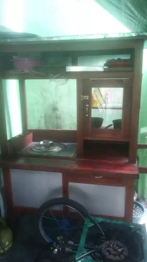 Dijual Murah Gerobak Kayu Jati Mie Ayam/ Bakso