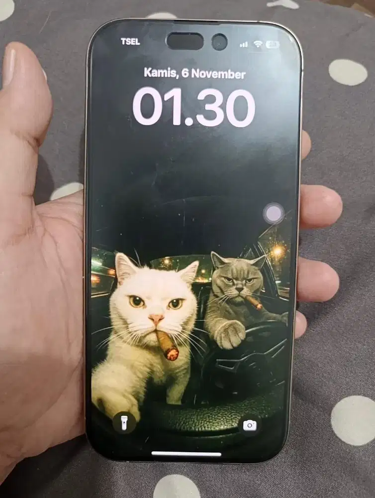 Iphone 16 pro ibox mulus poll garansi on