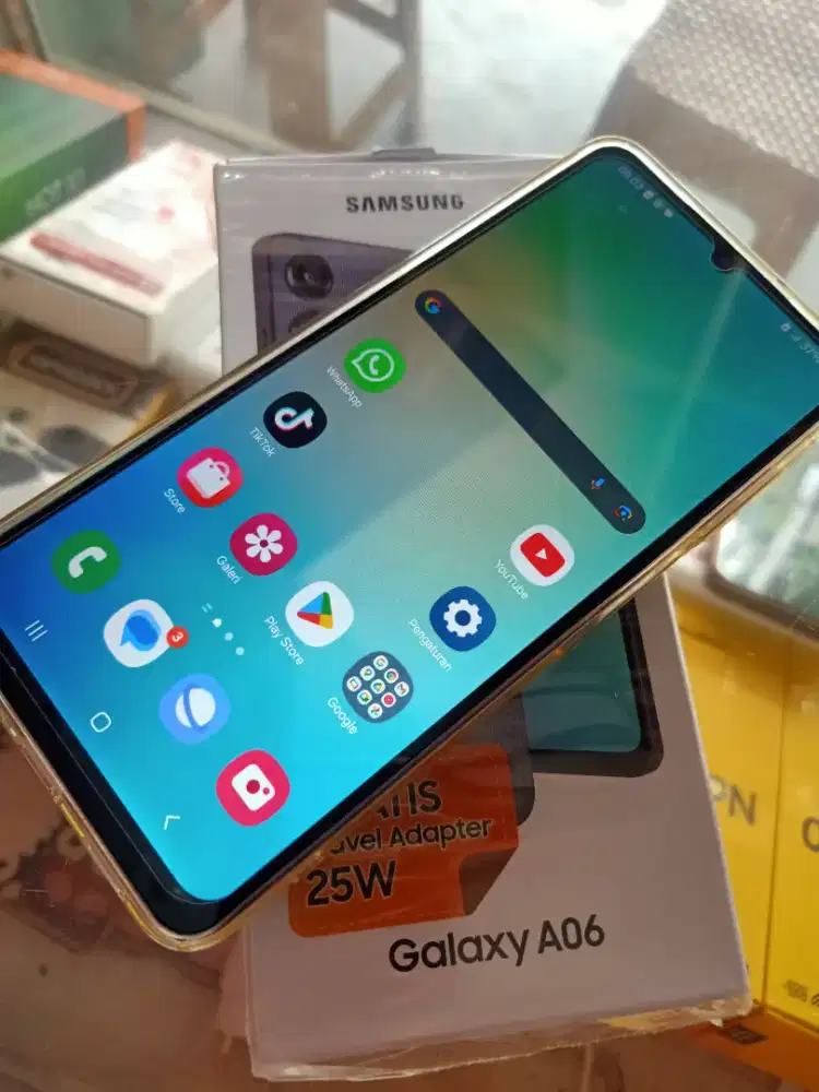 Samsung A06 6/128 mulus