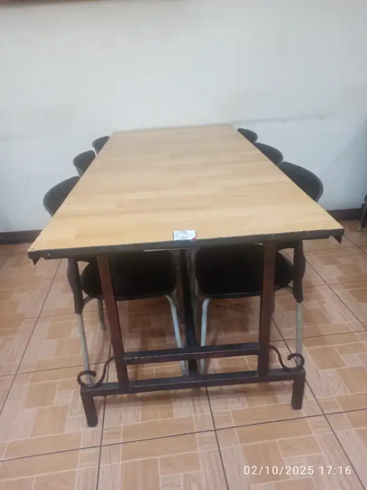 Jual meja rngka besi di jamin masih bagus harga 500