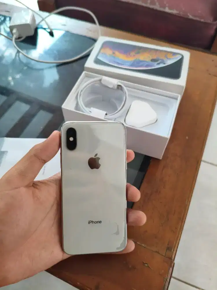 iPhone xs 64gb all operator