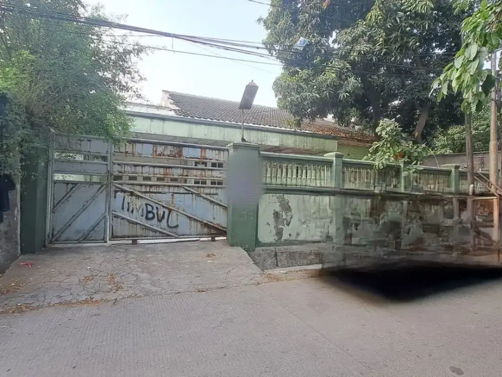 A191 Dijual BU Rumah Tua Hitung tanah Jalan Lega di Tomang
