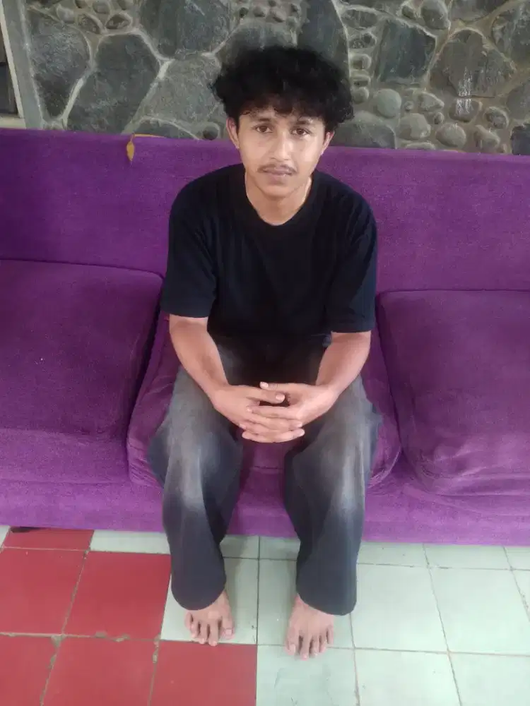 nyari lowongan kerja apa aja yg pnting hala