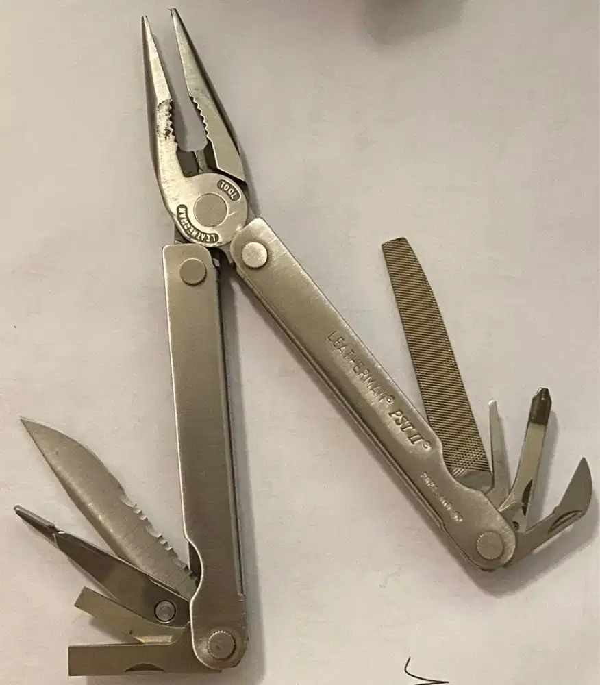 Leatherman PST II Multitools Multifunsi Alat Outdoor