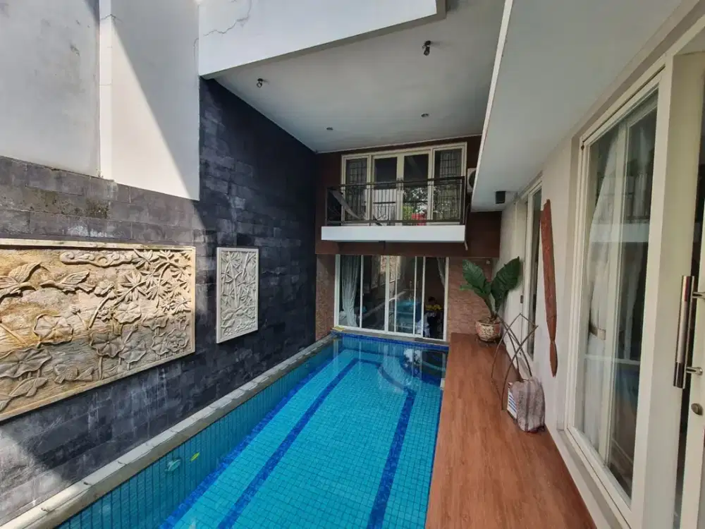 Rumah Mewah Dua Lantai Hook Pavillion Residence BSD Tangerang