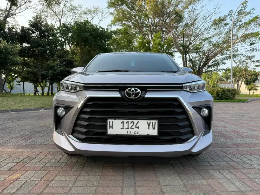 Toyota Avanza G 1.5 AT 2023 Dark Grey Istimewa