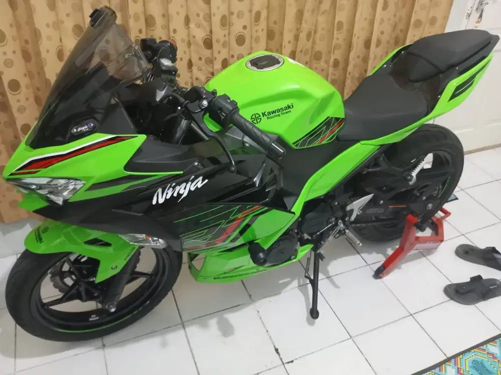 JUAL KAWASAKI NINJA 250 ABS SE .TAHUN 2023.