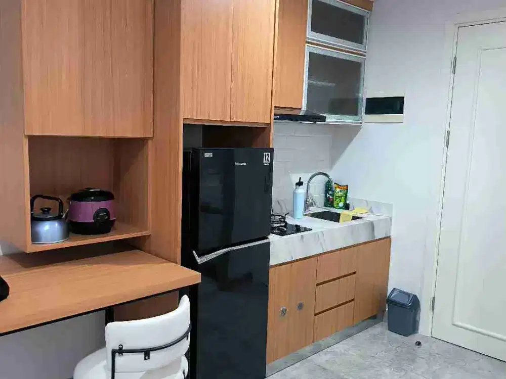 disewakan apartement studio+ di avenue88 furnish lengkap ada AC 2, springbed,kitchenset lengkap,kulkas,lemari baju, meja makan dll lantai 11 tinggal bawa baju