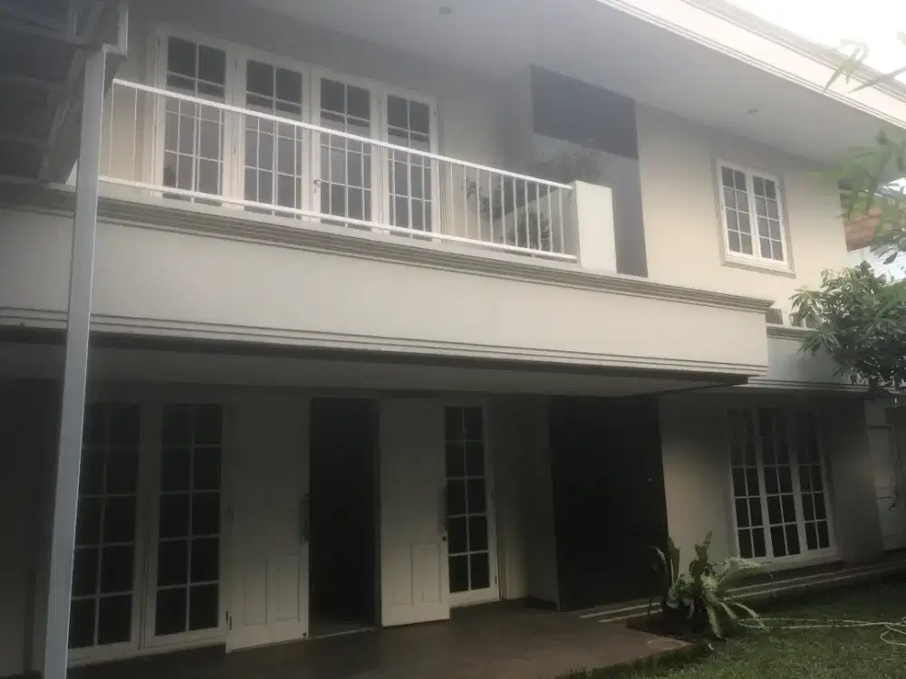 Rumah Bagus & Strategis, Patra Kuningan Area