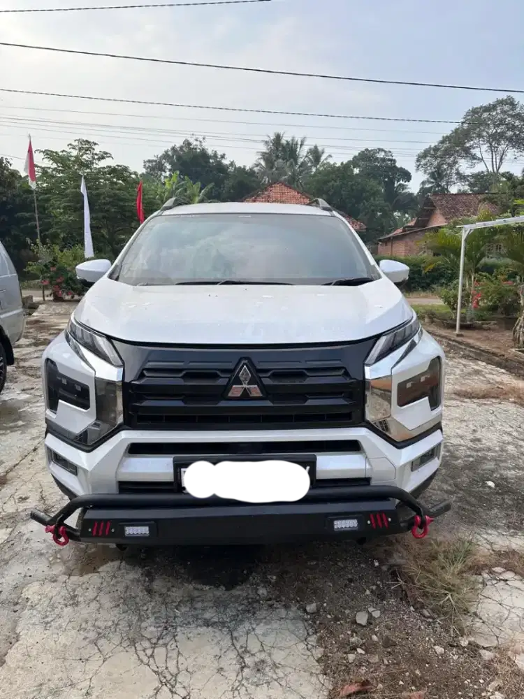 Xpander Cros Premium CVT 2024