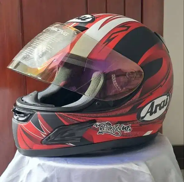 helm fullface GM ala Arai GP helmet...jarang dipakai