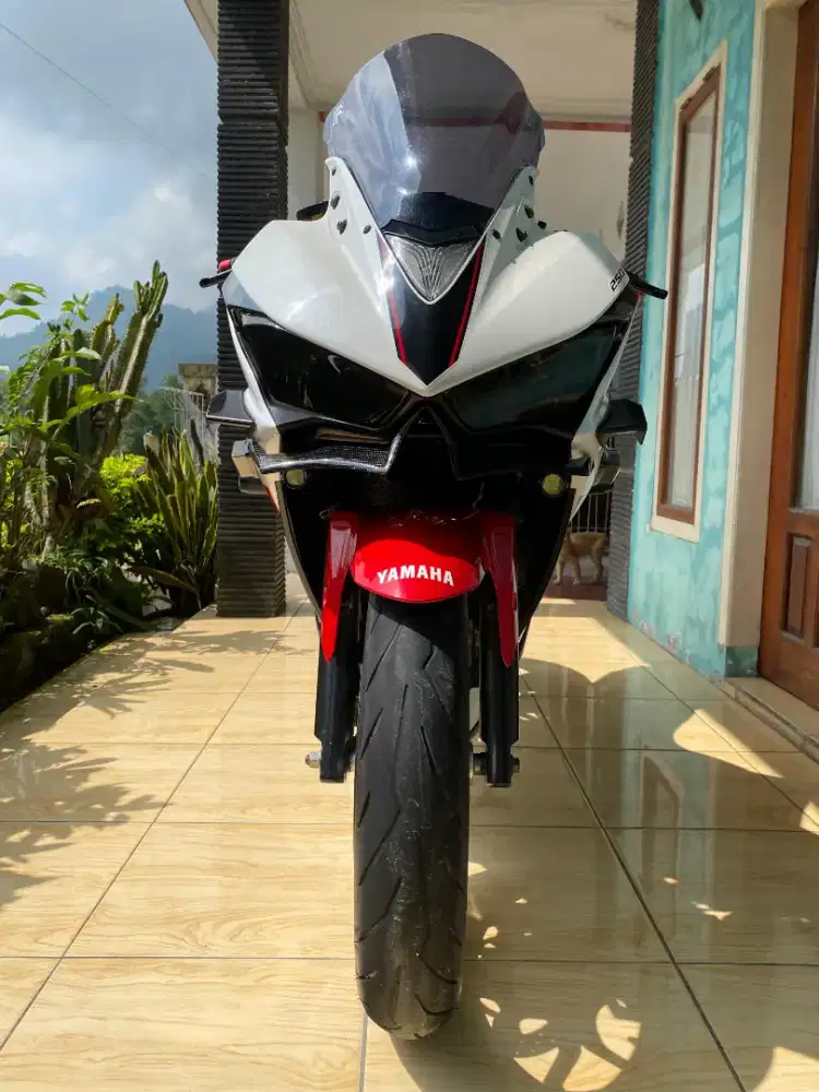 Yamaha R25 2016