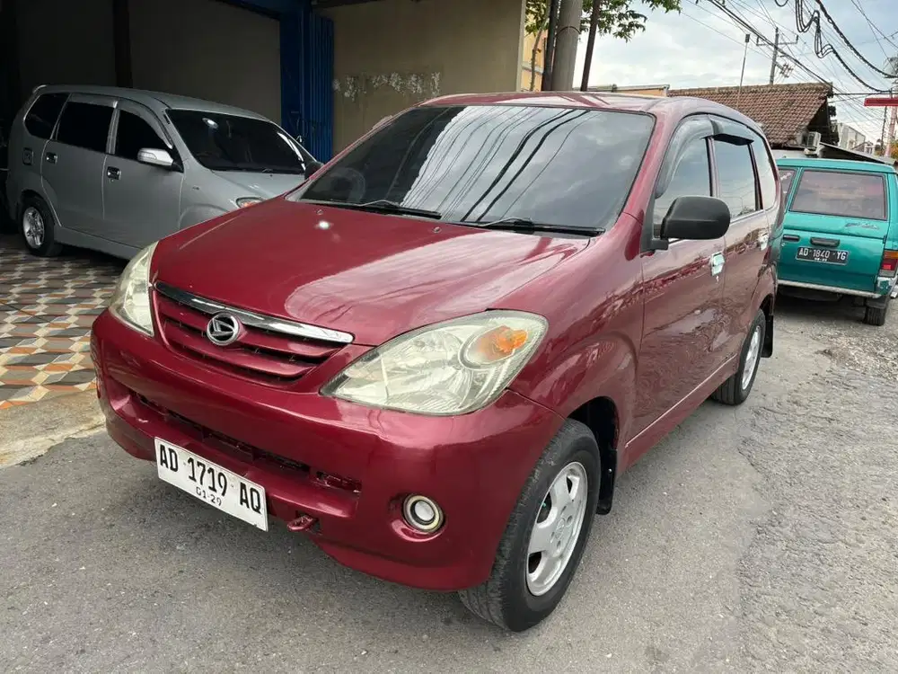 Xenia Li Tahun 2005 Jual Cepat