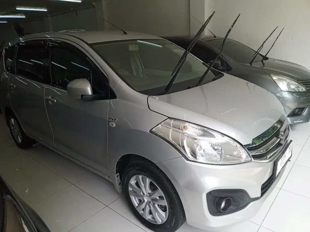 Ertiga GL manual DP 25 angsuran ringan